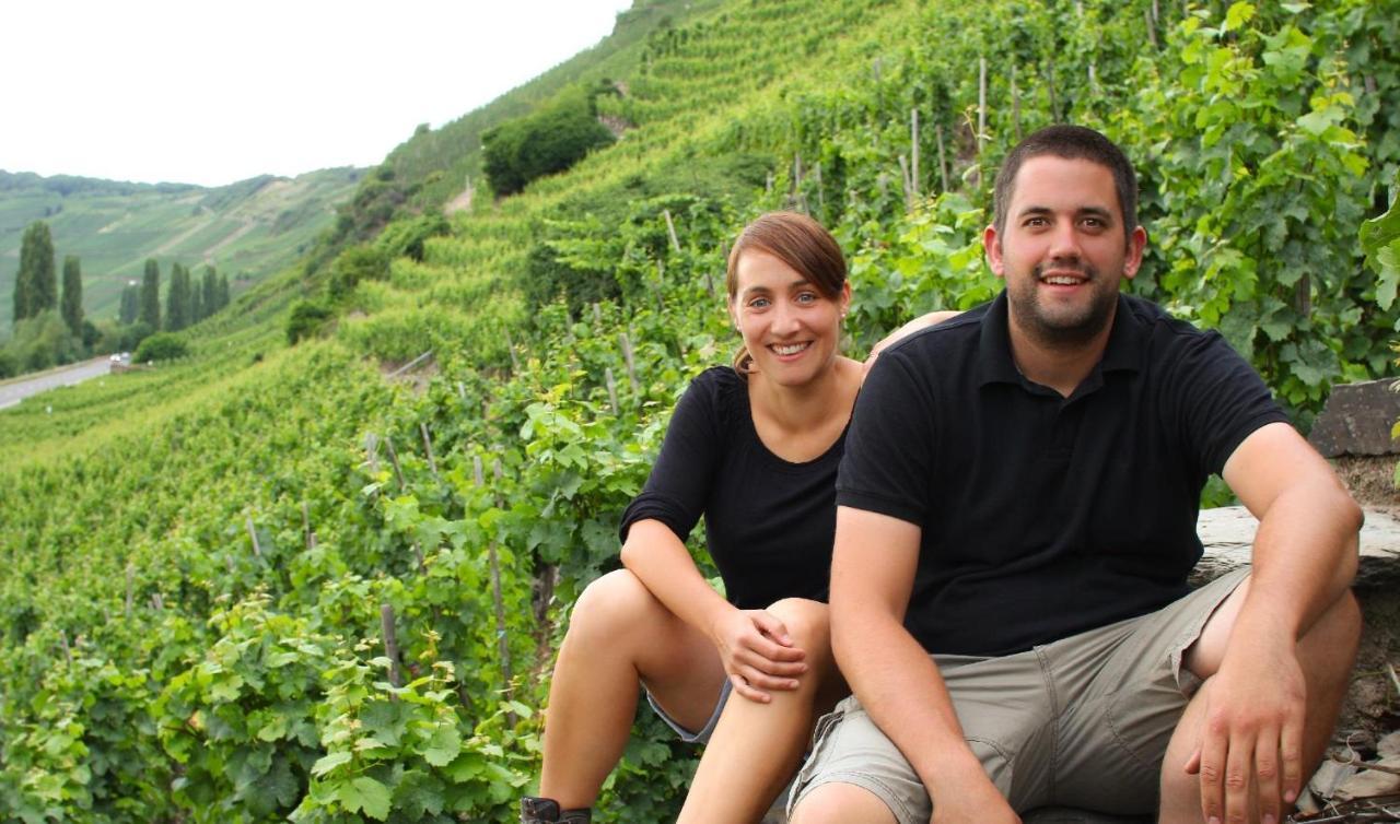 雷温Ferienweingut Ulrike Thul公寓 外观 照片